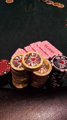 Claudia's Sports Pub