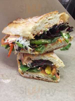 Fishermen's Green Market And Deli