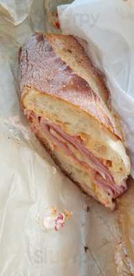 Fishermen's Green Market And Deli