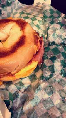 Fishermen's Green Market And Deli