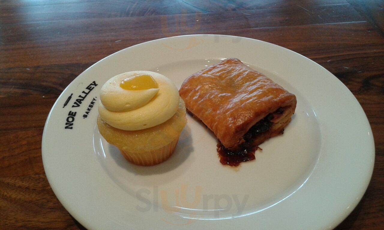 Noe Valley Bakery - West Portal