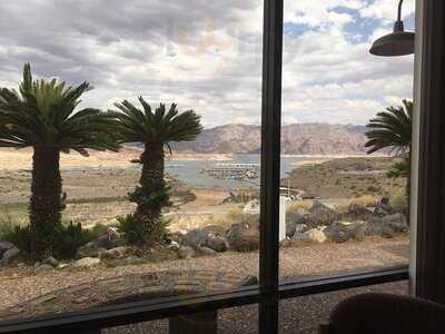 The Fountain Site Lounge