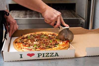 Original Boston Style Pizza