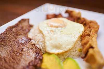 La Caribena Restaurant