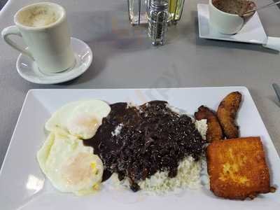 La Caribena Restaurant