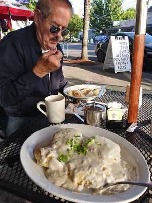 Darcy's Restaurant & Bar