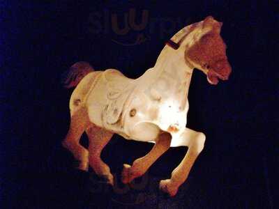 Lucky Horseshoe Lounge