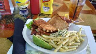 Double Play Restaurant