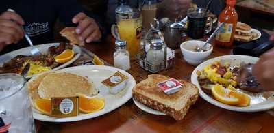 Double Play Restaurant