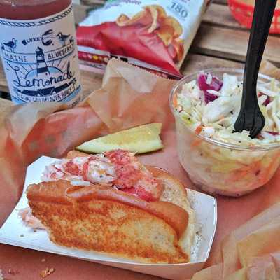 Luke's Lobster Nomad