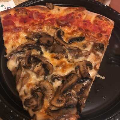 Ringer Wings, Pizza And Sliders