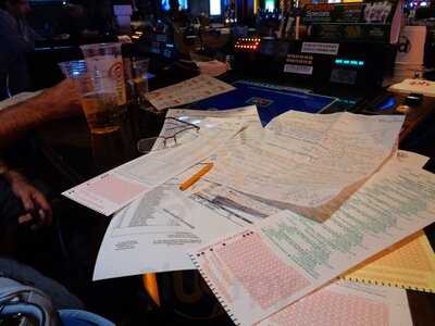 Ringer Wings, Pizza And Sliders