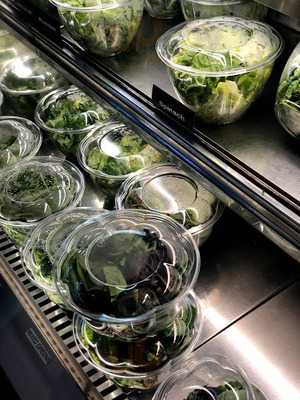 Bread Brothers Bagel Cafe - Greenpoint