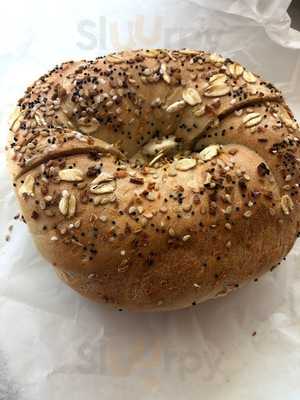 Bread Brothers Bagel Cafe - Greenpoint