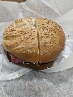 Bread Brothers Bagel Cafe - Greenpoint