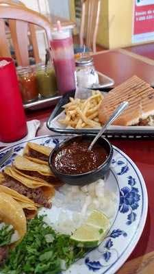 Papa Ginos Pizzerina