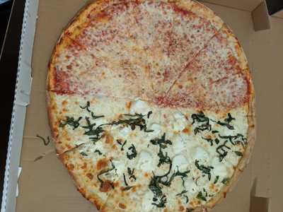 Ny Giant Pizza