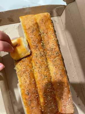 Pizza Hut Wing Street