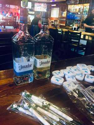 Andrew's Water Hole Sports Bar & Grill