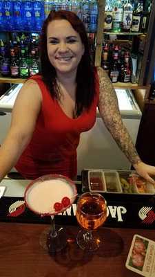 Andrew's Water Hole Sports Bar & Grill