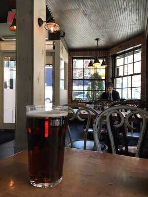 Phebe's Tavern & Grill