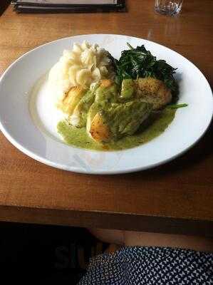 Phebe's Tavern & Grill