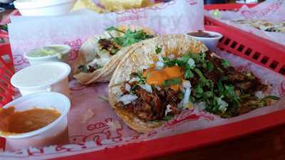 El Mezquite Mexican Restaurant