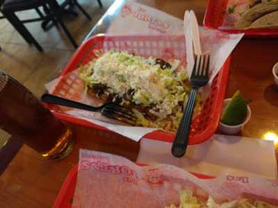 El Mezquite Mexican Restaurant