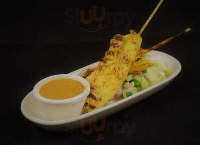 Kinn Kao Table & Bar