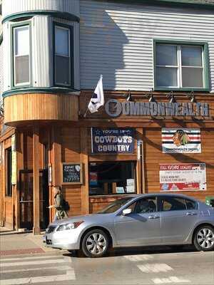 Commonwealth Tavern
