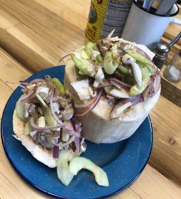 El Puerto Seafood By The Park