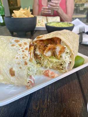 El Puerto Seafood By The Park