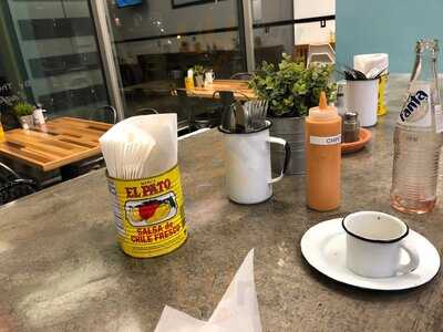 El Puerto Seafood By The Park