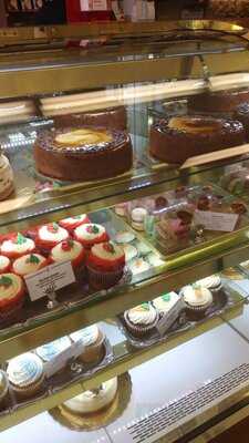 Lutz Cafe & Pastry Shop