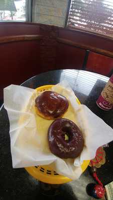 Winchells Donuts