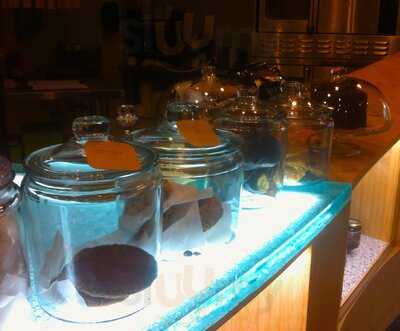 Newtree Cafe - California