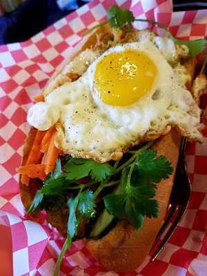 Finicky's Bagel Cafe