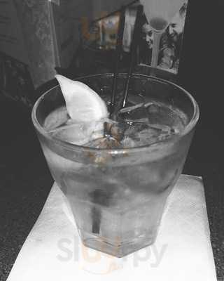 Sharky's Bar & Grill