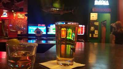 Sharky's Bar & Grill