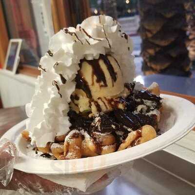 Braud's Funnel Cake Cafe