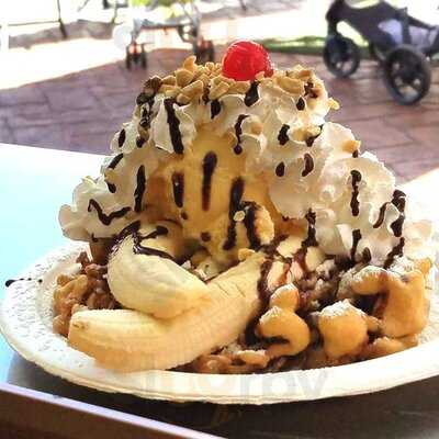 Braud's Funnel Cake Cafe