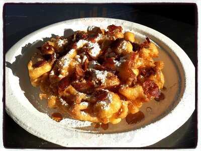 Braud's Funnel Cake Cafe