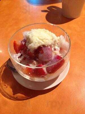 Kowloon Tong Dessert Cafe