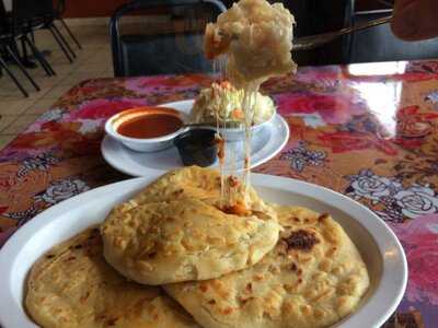 Pupuseria El Buen Gusto Tp