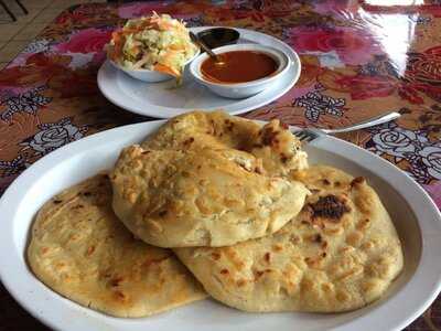 Pupuseria El Buen Gusto Tp