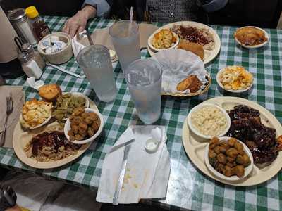 Lowery's Soul Food Express