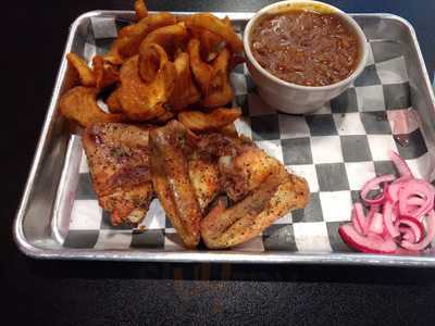 Lowery's Soul Food Express