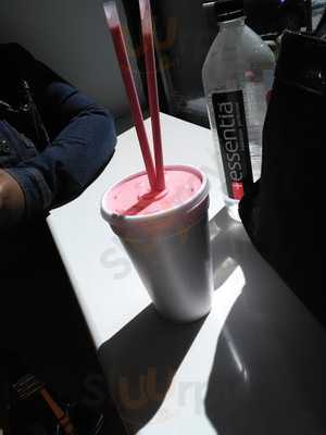 Mikkey's Retro Grill