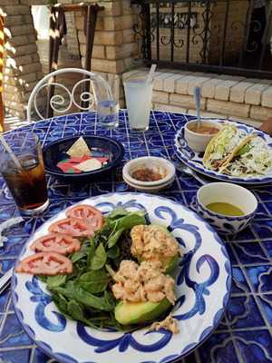 Sindy's Mexican Restaurant And Cantina