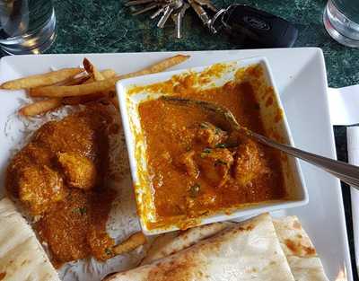 Tandoori Bistro